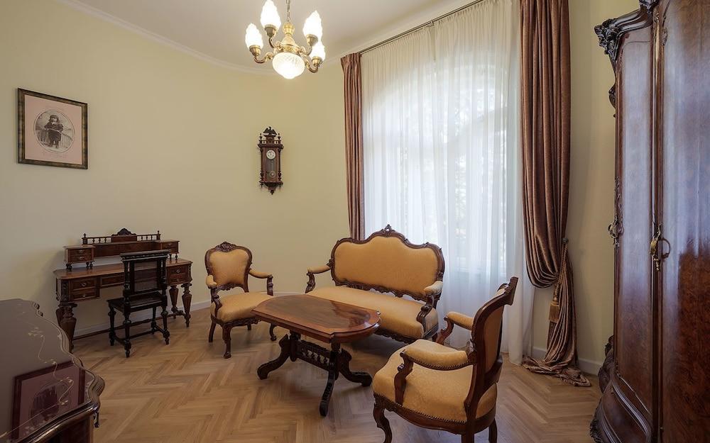 Târgu-Mureş Villa Csonka By Privo מראה חיצוני תמונה