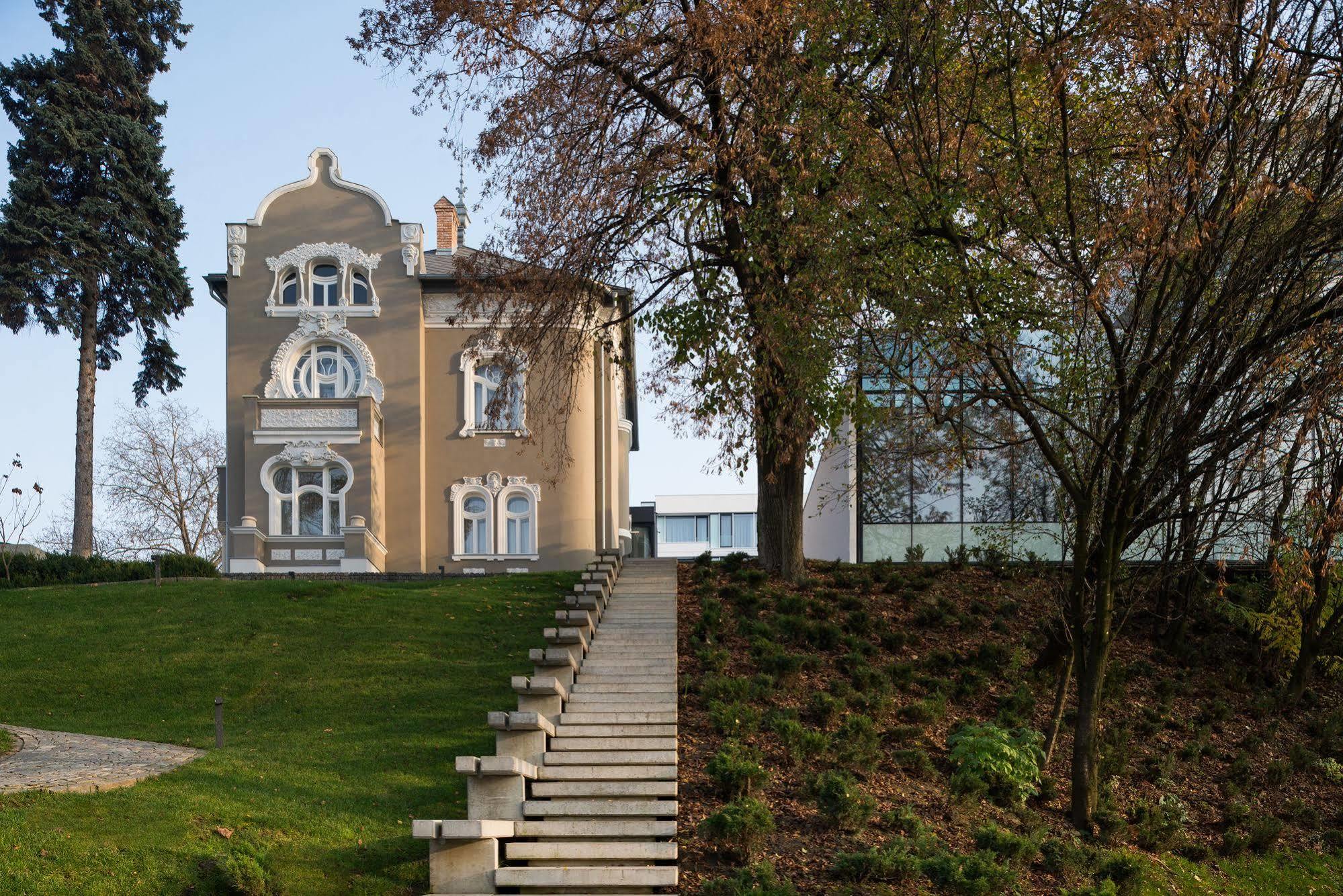Târgu-Mureş Villa Csonka By Privo מראה חיצוני תמונה